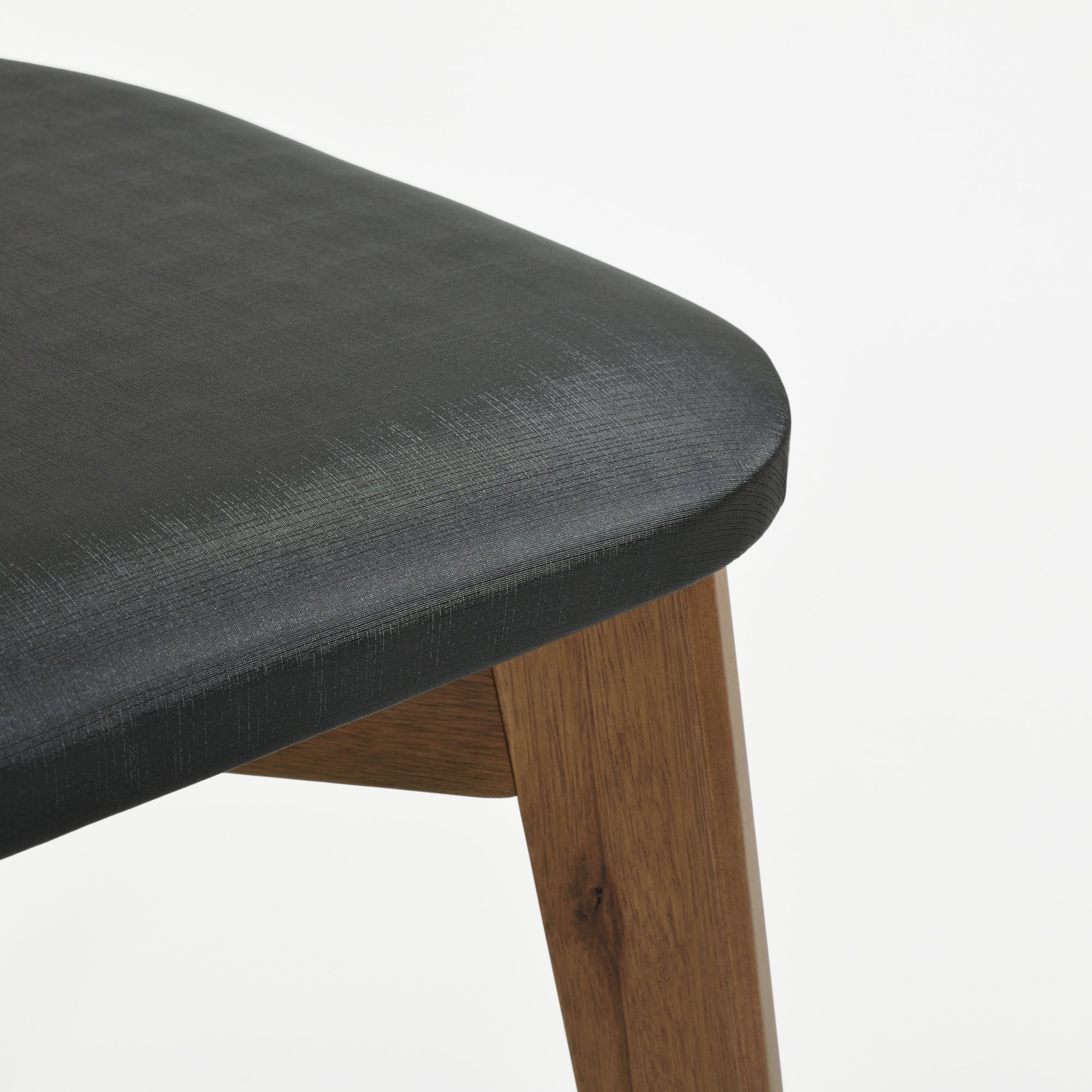 cadeira luna telinha preto e amendoa