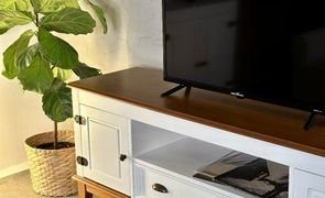 rack cottage branco e amendoa